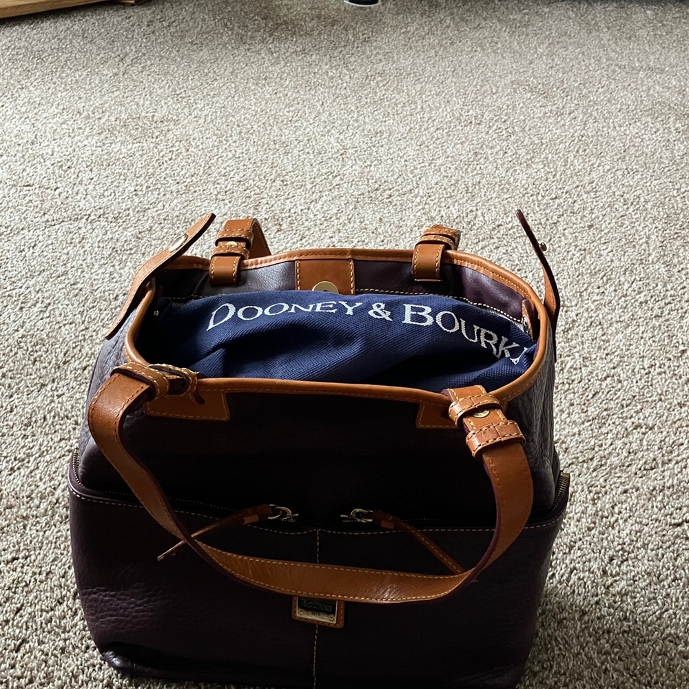 Dooney & Bourke burgundy pebble leather handbag